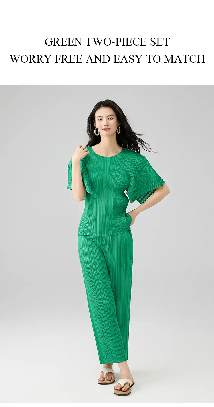 Pleated Detail 5