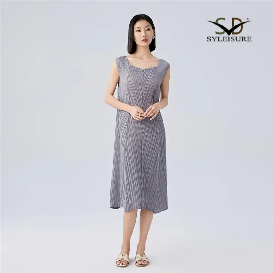 Wholesale Women's Square Neck Pleated Loose Fit Dress – Sleeveless Lightweight Midi Dress Factories, Company