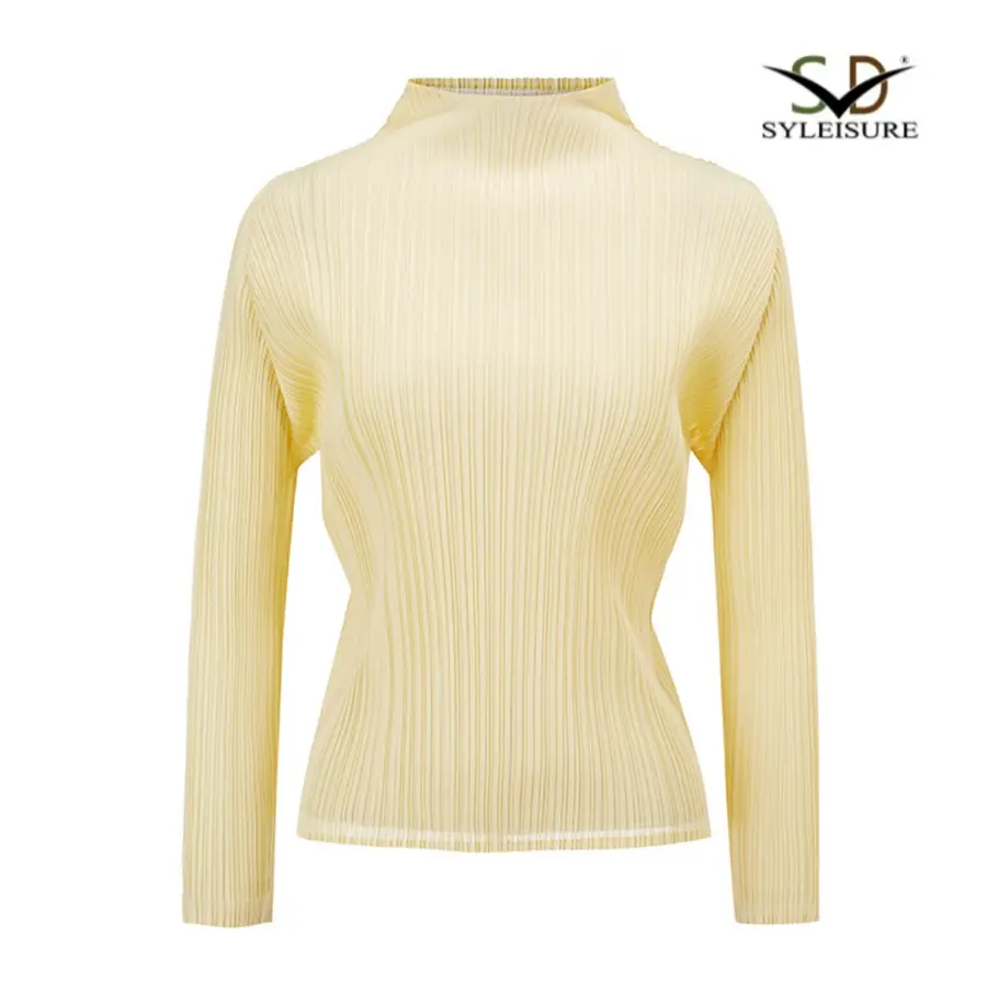 China Women's Turtleneck Long Sleeve Pleated Slim Fit Top Manufacturers, Suppliers