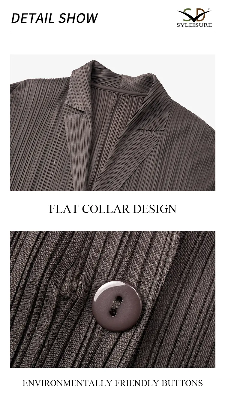 Pleated Long Coat Detail 5