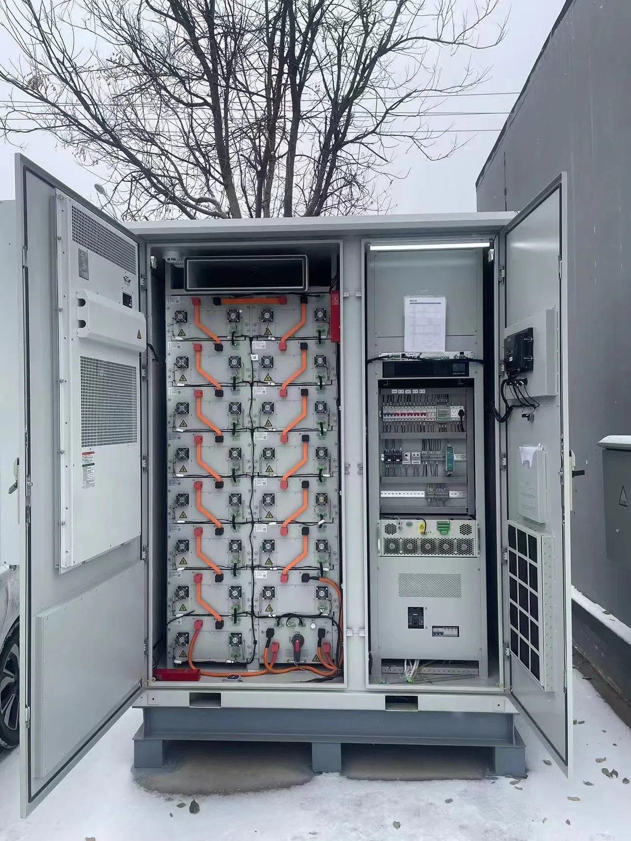 Plannano 50-500 Kwh Industrial Commercial Energy Storage Container LiFePO4 Batteries Cabinet System for Solar Wind Power Hybrid
