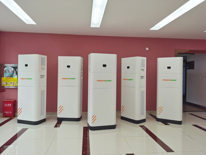 Solar Power Generation 8 kW 19.2 kWh LiFePO4 Wall-Mounted All-in-one Hybrid Grid CAN Energy Storage System for Residential Use