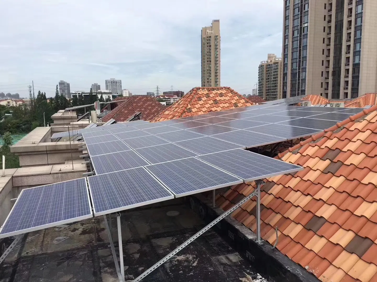 Solar Tied PV Photovoltaic Energy Storage Hybrid Home Industry on Grid Complete Kit Power Controller System