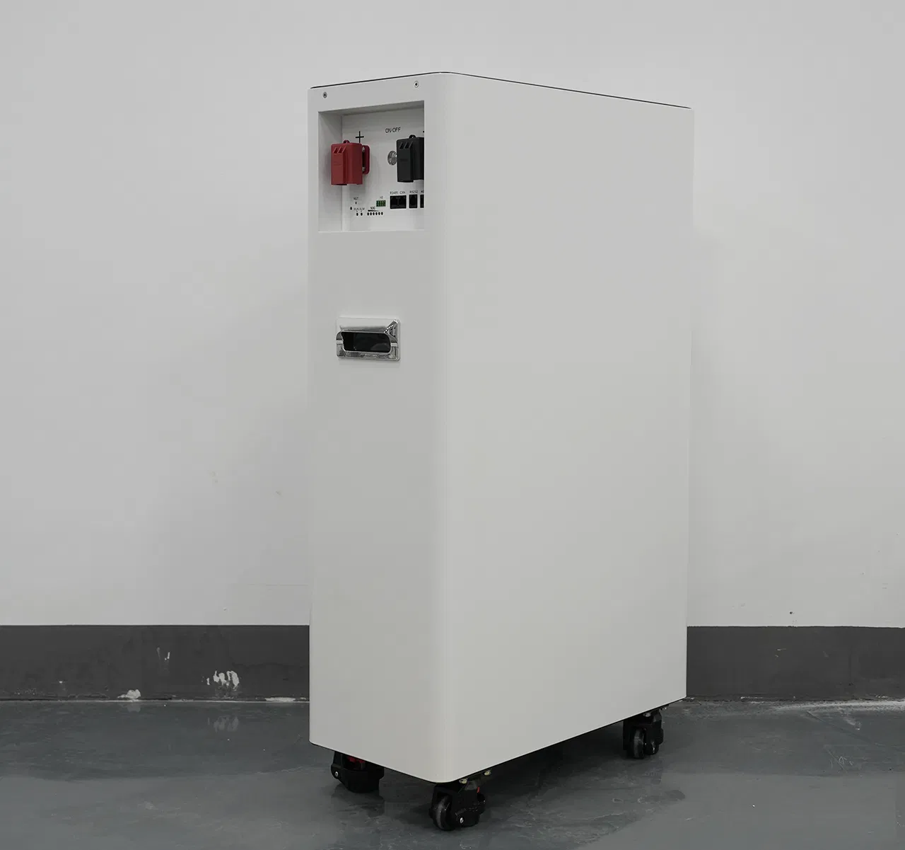Smart Energy Storage System with Built-in Battery Management System