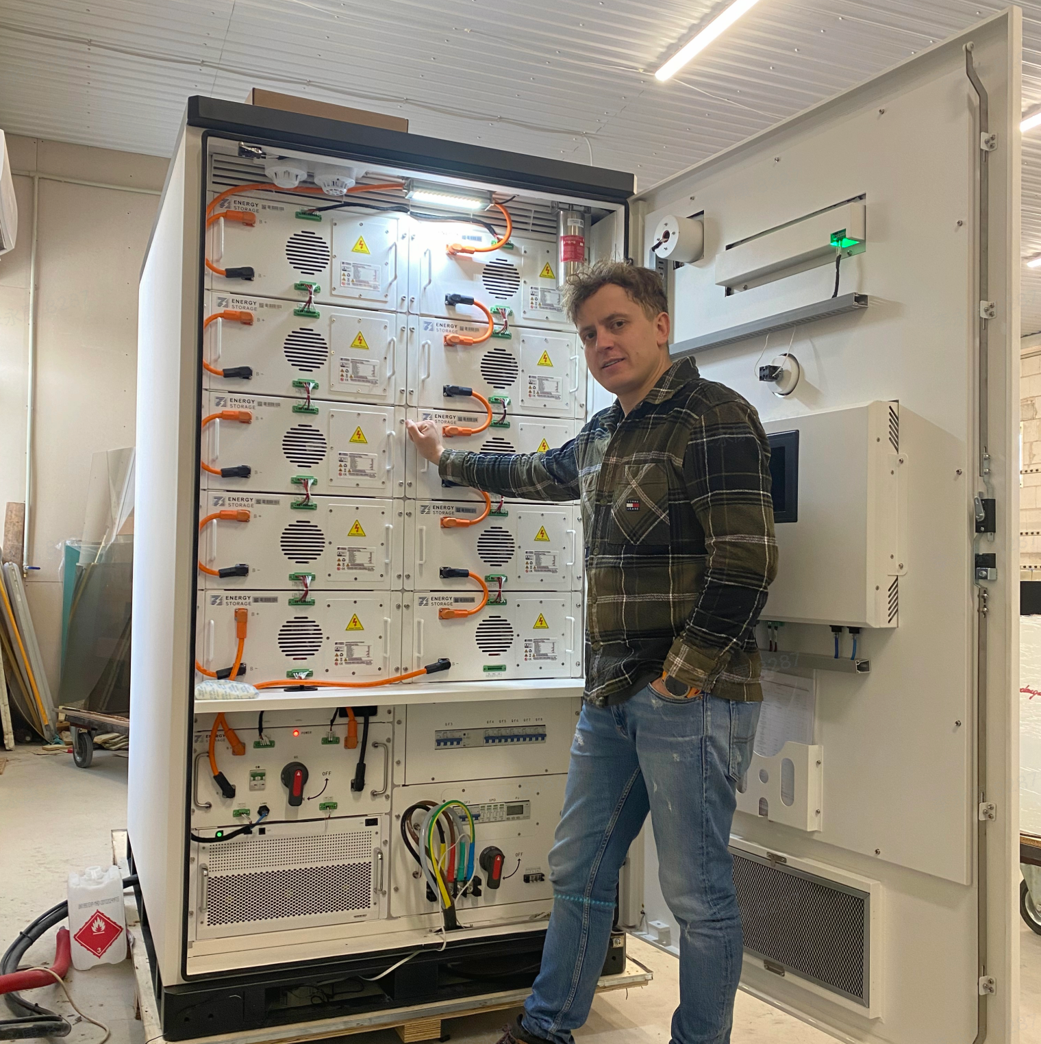 BENY 215kwh 230kwh 241kwh 1MW High Voltage Battery Air/Cooling Commercial Industrial Energy Storage System Solar Lifepo4 Battery