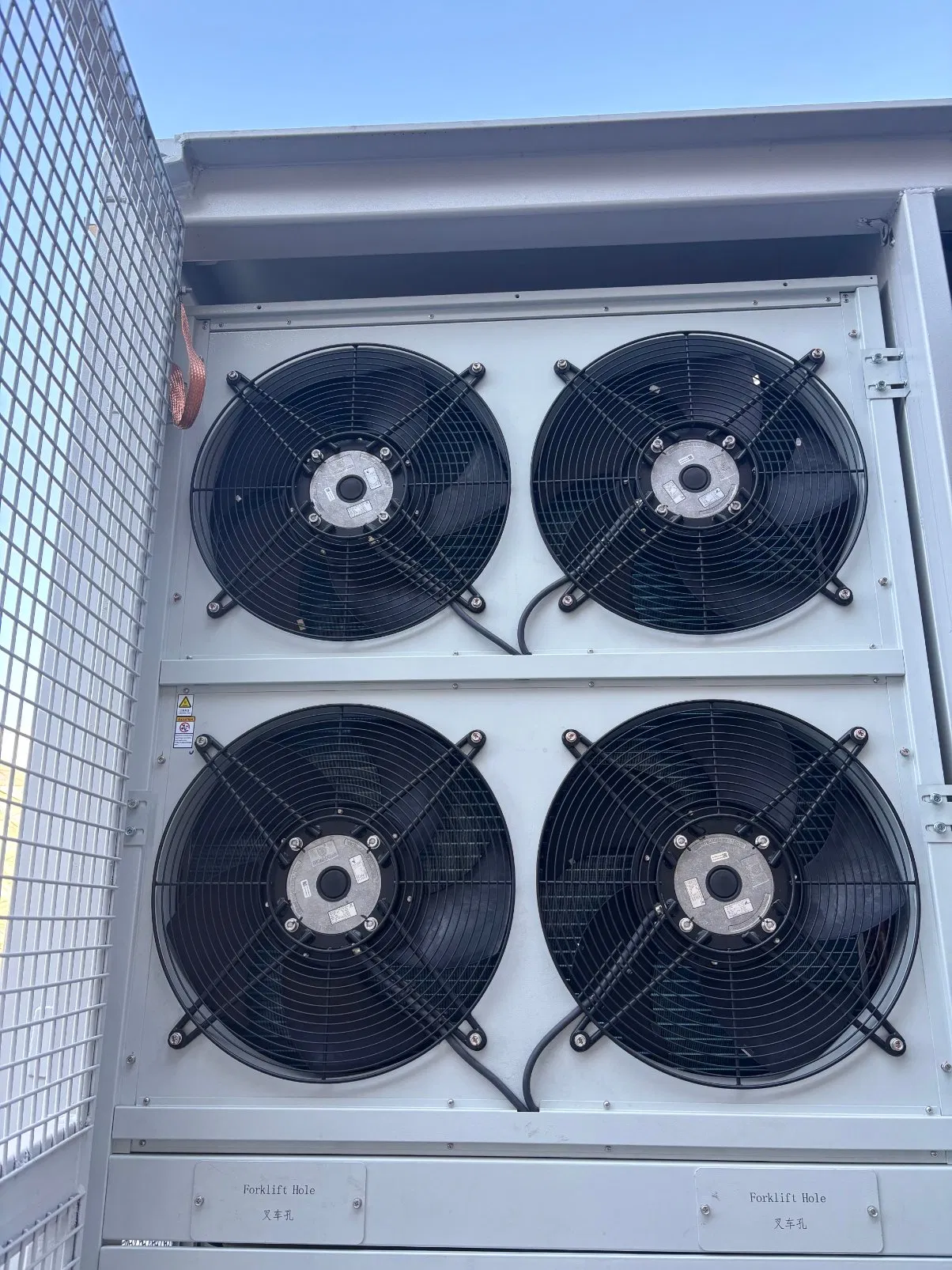 Smart 5mwh Solar Energy Management System Featuring Liquid Cooling