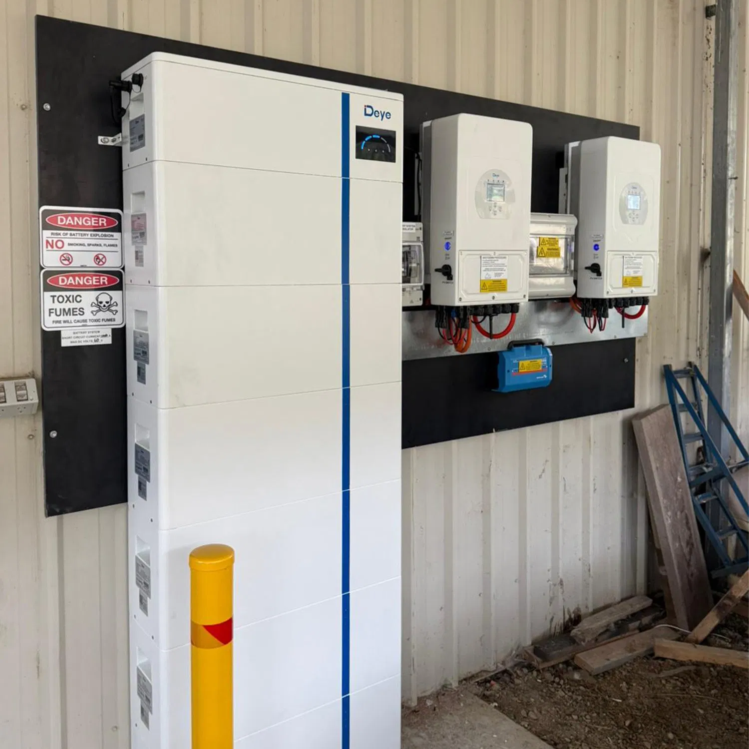 Deye Ess Ai-W5.1-B-Ess Safe Reliability All-in-1 51.2V 100ah Max184kwh Best LiFePO4 Lithium Solar Energy Storage System Battery