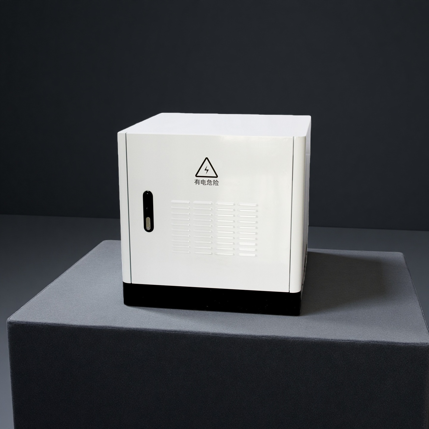8kW 10kWh IP65 All-In-One Residential Energy Storage Off-grid System with Scalable LiFePO4 Battery CAN Communication Solar Panel