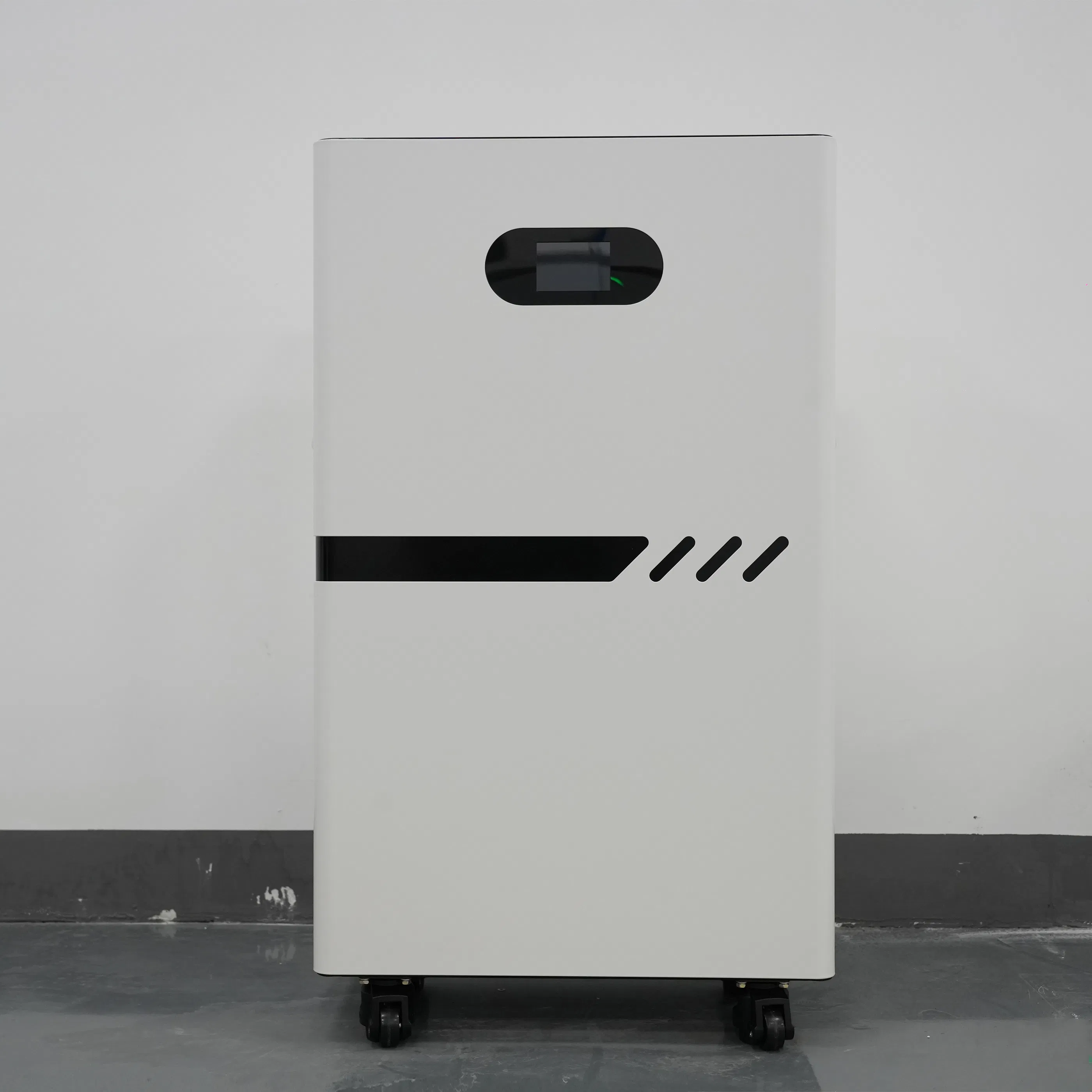 Smart Energy Storage System with Built-in Battery Management System