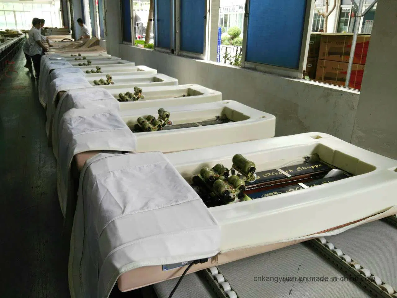 Medical Massage Product Chair for Healthcare to Cure Spine Pain