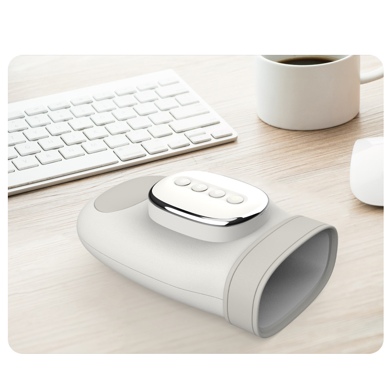 Specialized Care and Hand Massage Are Provided, with Hand Massage Performed Using Five Fingers Respectively