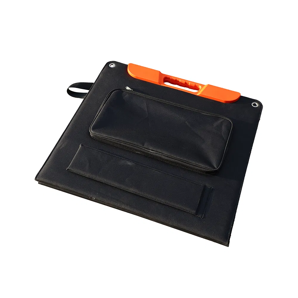 Custom 120W Mono Portable Folding Solar Blanket with Support Studdle