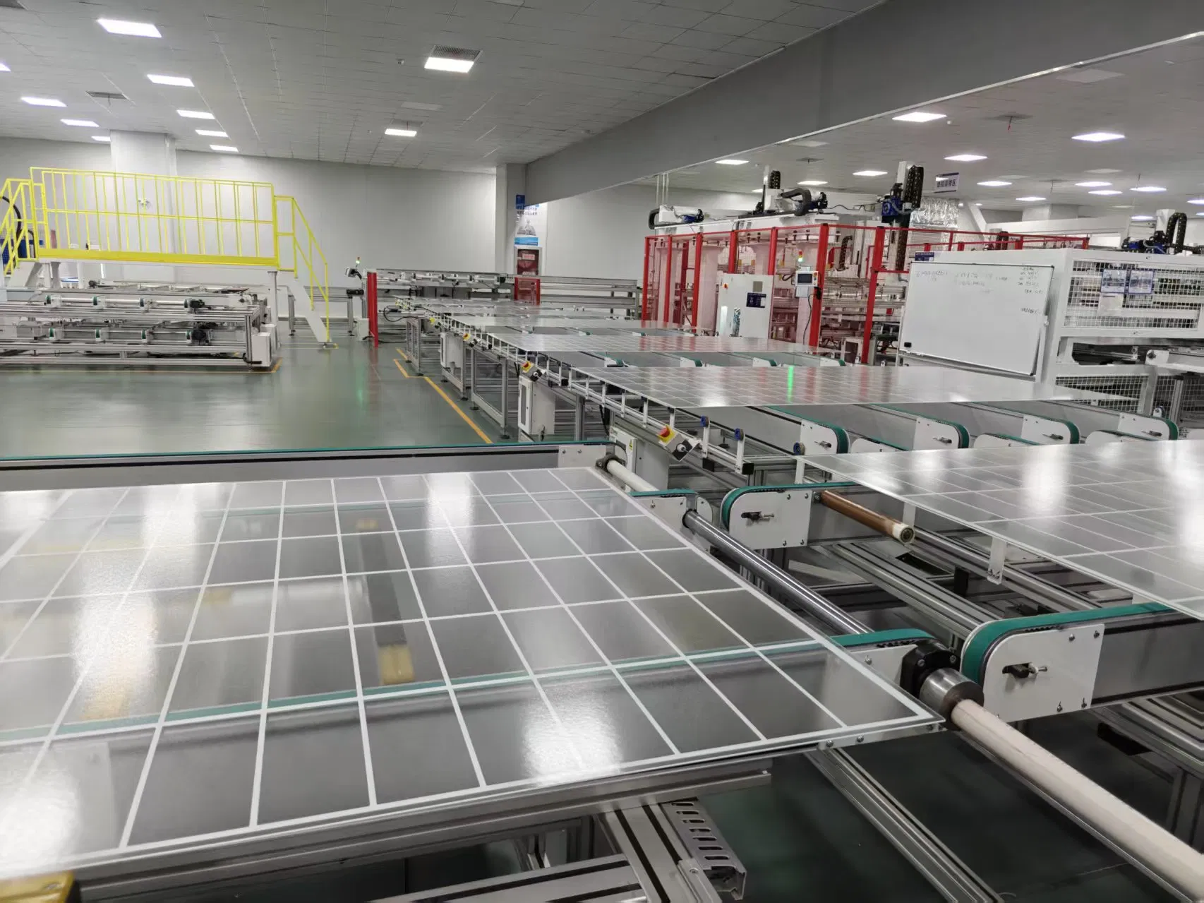 750W Solar Panels Monocrystalline Grade a Solar Cell, Waterproof IP68, High Efficiency Solar Panel on/off Grid Supplies for RV, Tiny House, Marine, Household