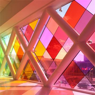 New Design with Vibrant and Safety Laminated Glass for Building Facade