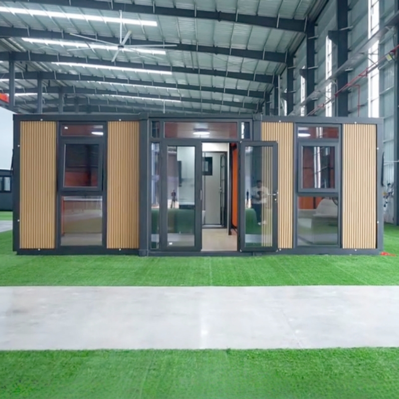 China Modern Wooden Grille Design Prefab Home Expandable Container House for Scenic Homestay Tourist Temporary Lodging Manufacturers, Factories