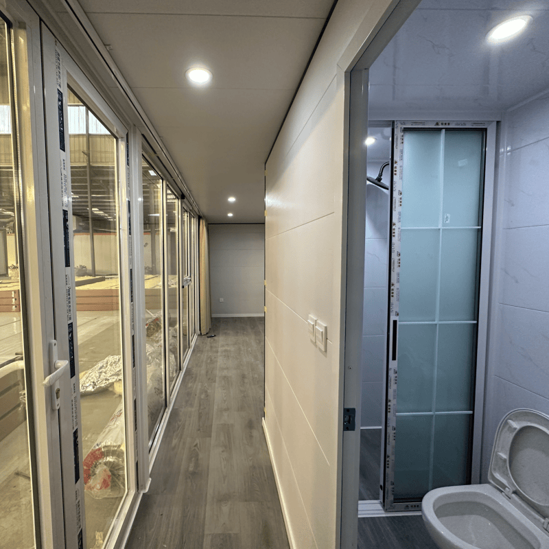 Wholesale Integrated Full-Functional Apple Cabin with Complete Kitchen Dining Space and Private Bathroom Manufacturer, Factories