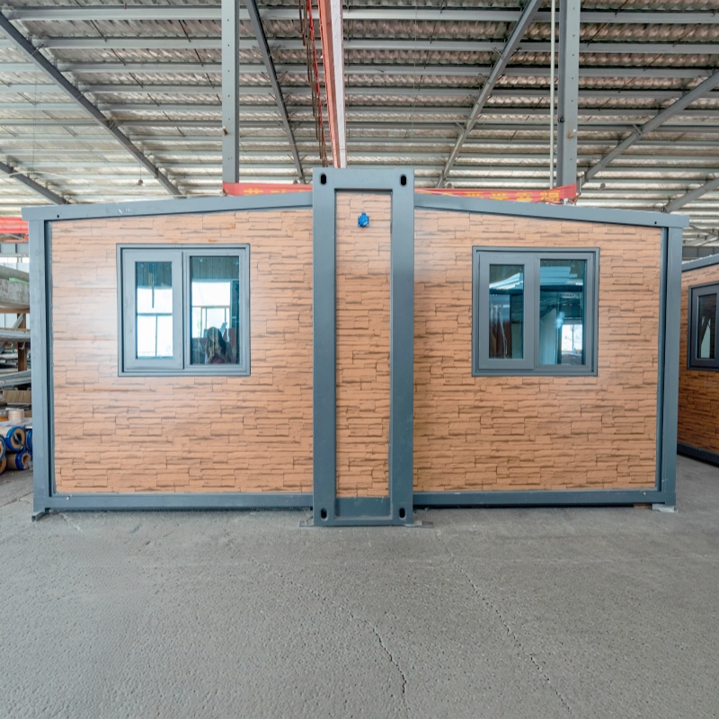 China 29㎡ Modern Prefab Vacation House F700 Residential ADU Expandable House for Backyard Private Residence Manufacturers, Supplier