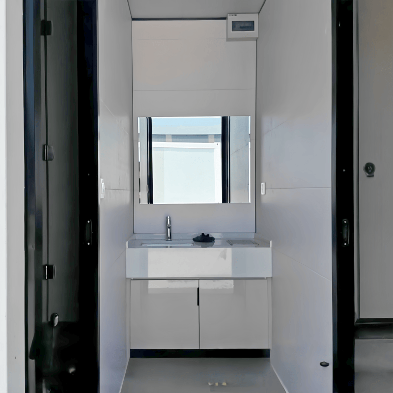 China Modular Apple Capsule Toilet with Modern Minimalist Appearance Safe and Sturdy Steel Structure Resort Toilet Supplier, Factories