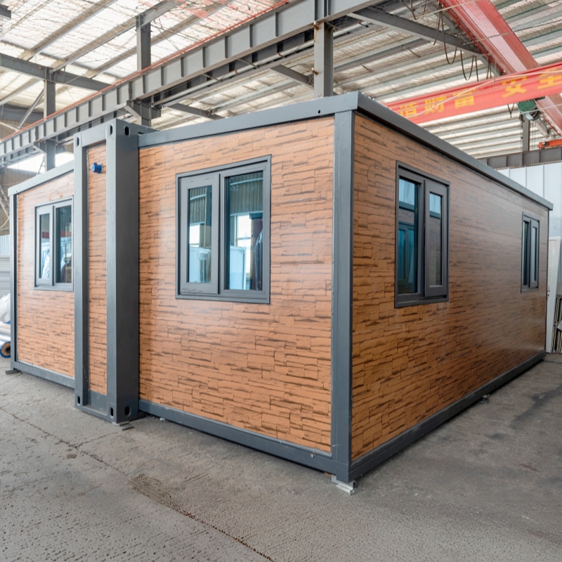 China 29㎡ Modern Prefab Vacation House F700 Residential ADU Expandable House for Backyard Private Residence Manufacturers, Supplier
