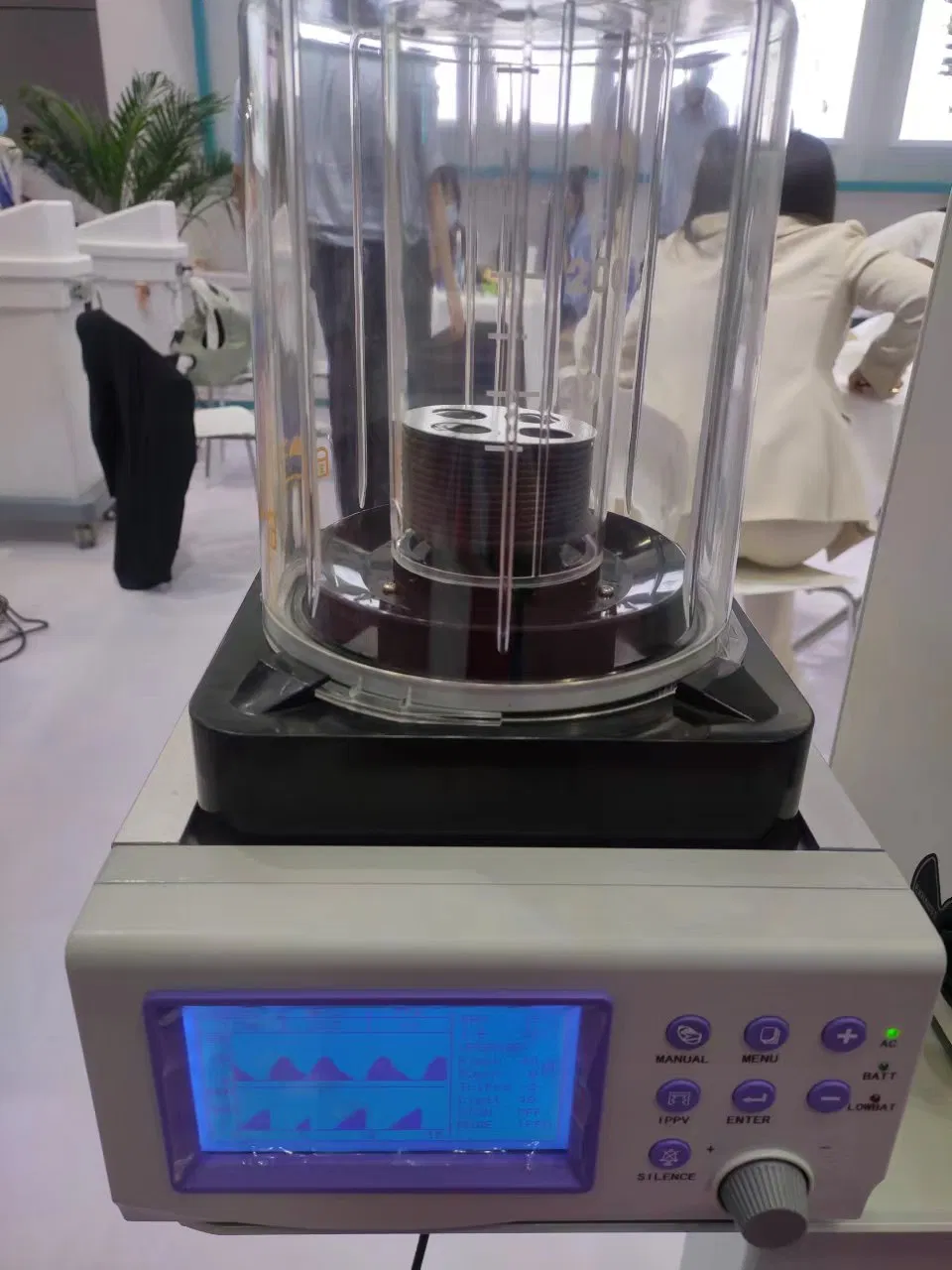 Máquina de Anestesia Veterinaria Móvil y Portátil para Hospital Clínico de Animales Precio / Fabricante Máquina de Anestesia Veterinaria con Ventilador