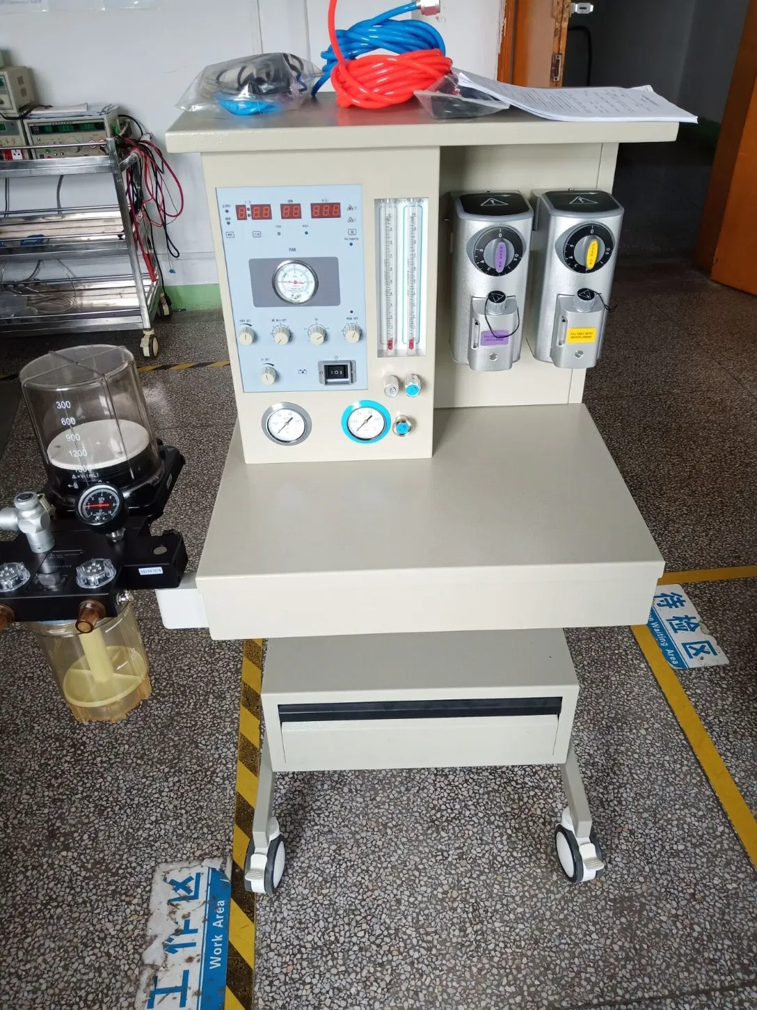 Ltsa11 Máquina de Anestesia Médica Móvil con Doble Vaporizador para Adultos y Pediátricos