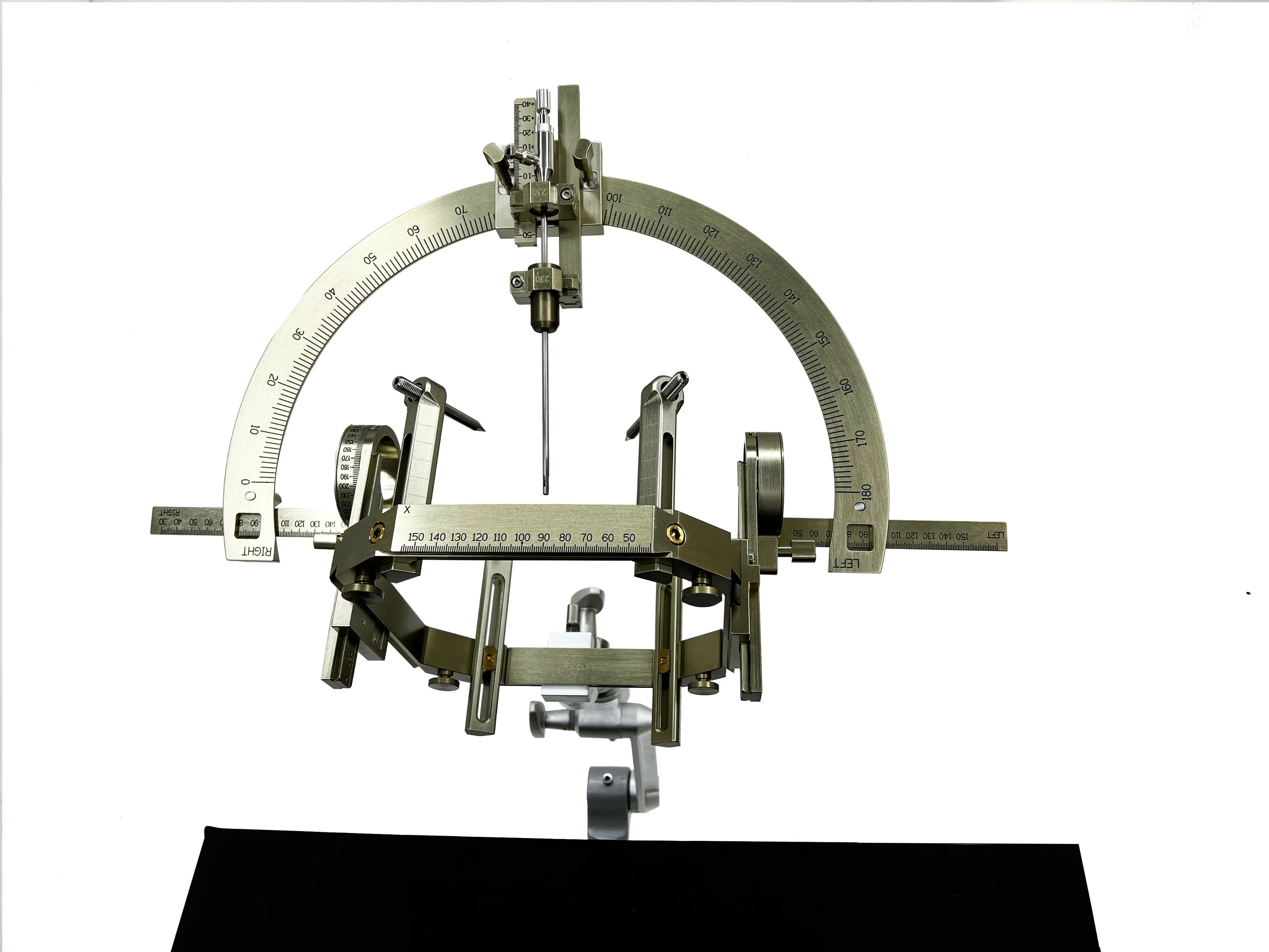 Sistema estereotáctico de marco de cabeza para estimulación cerebral profunda de alta precisión en neurocirugía