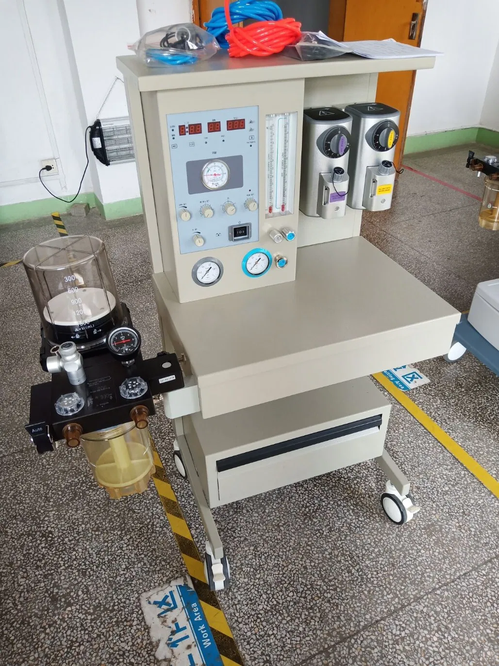Ltsa11 Máquina de Anestesia Médica Móvil con Doble Vaporizador para Adultos y Pediátricos
