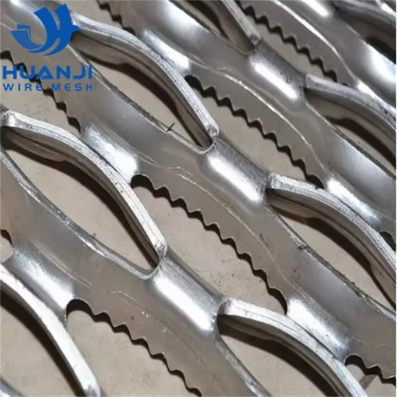 Stainless Steel Perforated Sheet Plank Grating Crocodile Teeth Anti-Skid Plate