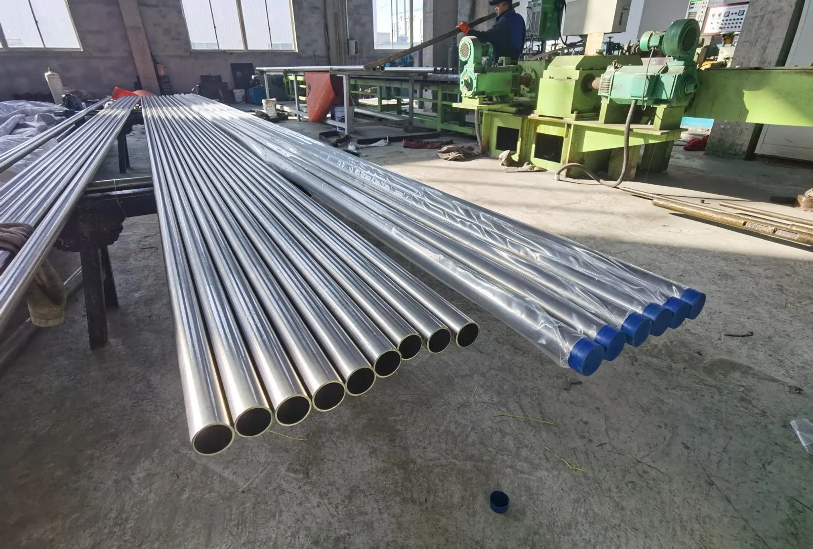 AISI 304 304L 9.0mm Thickness Stainless Steel Seamless Pipe 316 316L 904L
