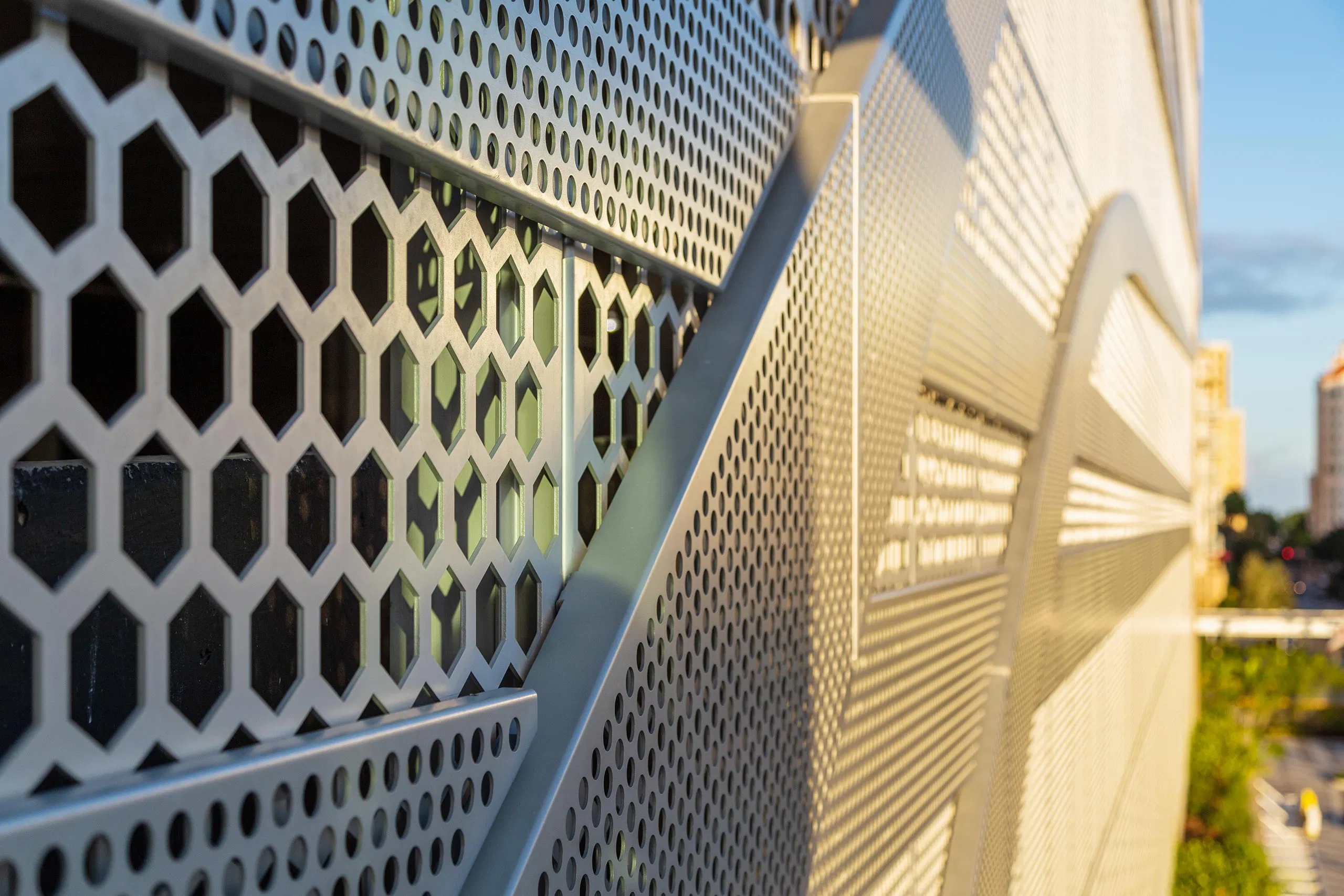 Stainless Steel Galvanized Steel or Aluminum Perforated Metal Sheet for Screen Sieving or Speaker Grills High Quality with Good Price