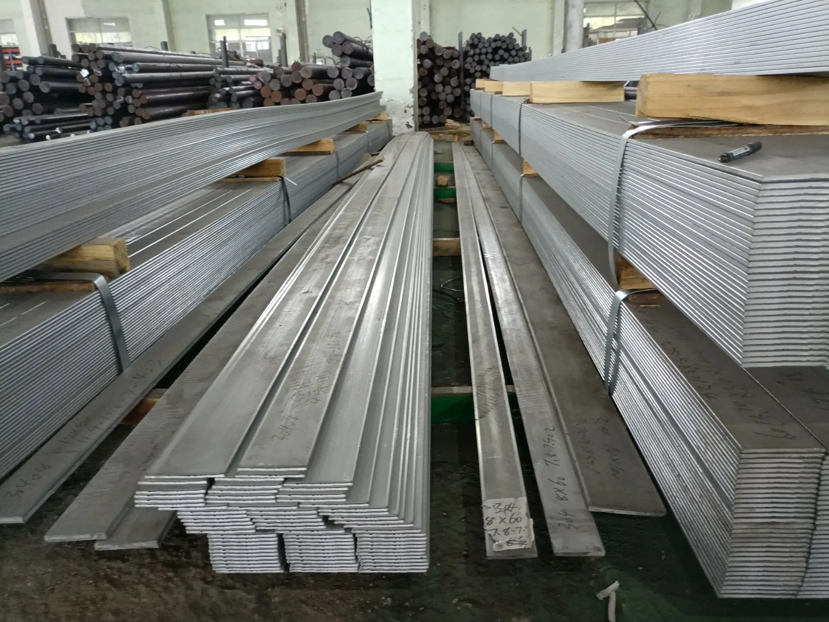 Cold Rolled 3.0mm 310 316L Ss 304 Gold Stainless Steel Flat Bars SUS321 Square Bar 304L No. 4 Round Metal Bar