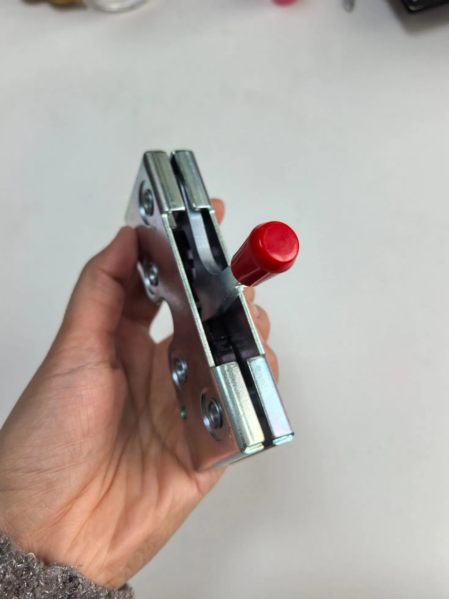 Mechanical Rotary Door Lock Solutions for Special-Purpose Vehicles and Rvs