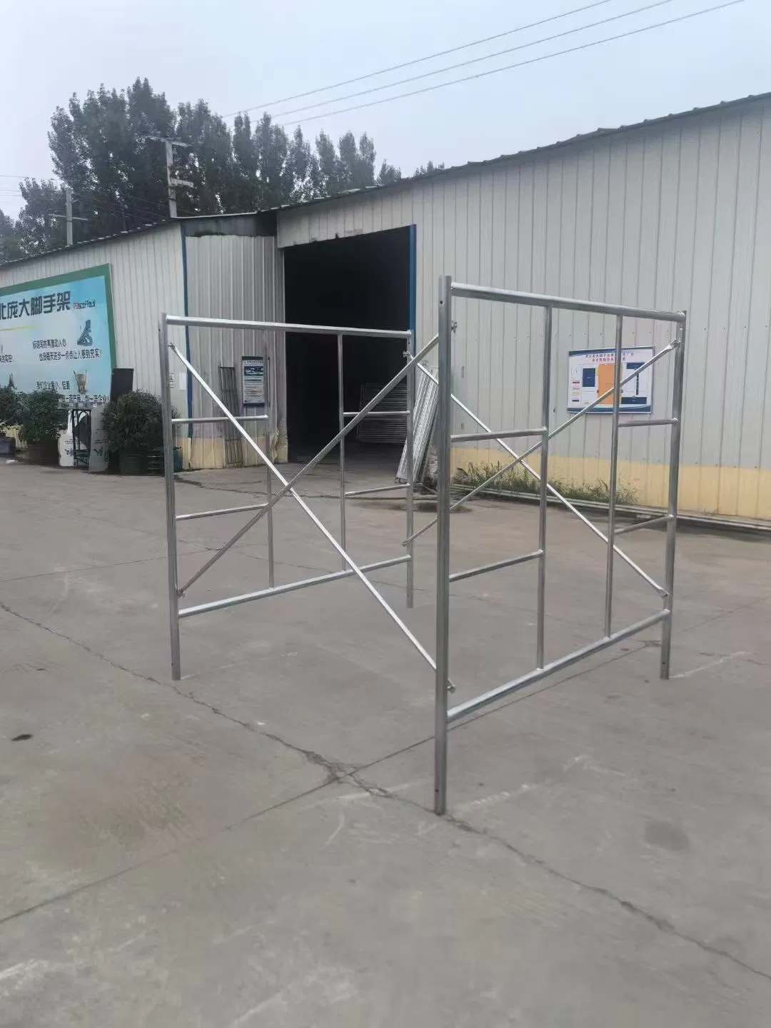 Anti-Corrosion Weatherproof Scaffolding Frame Scaffolding System for Industrial Warehouses