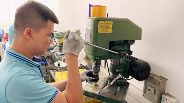 Magnetic electromagnetic lock for security doors by Tahiti Lock