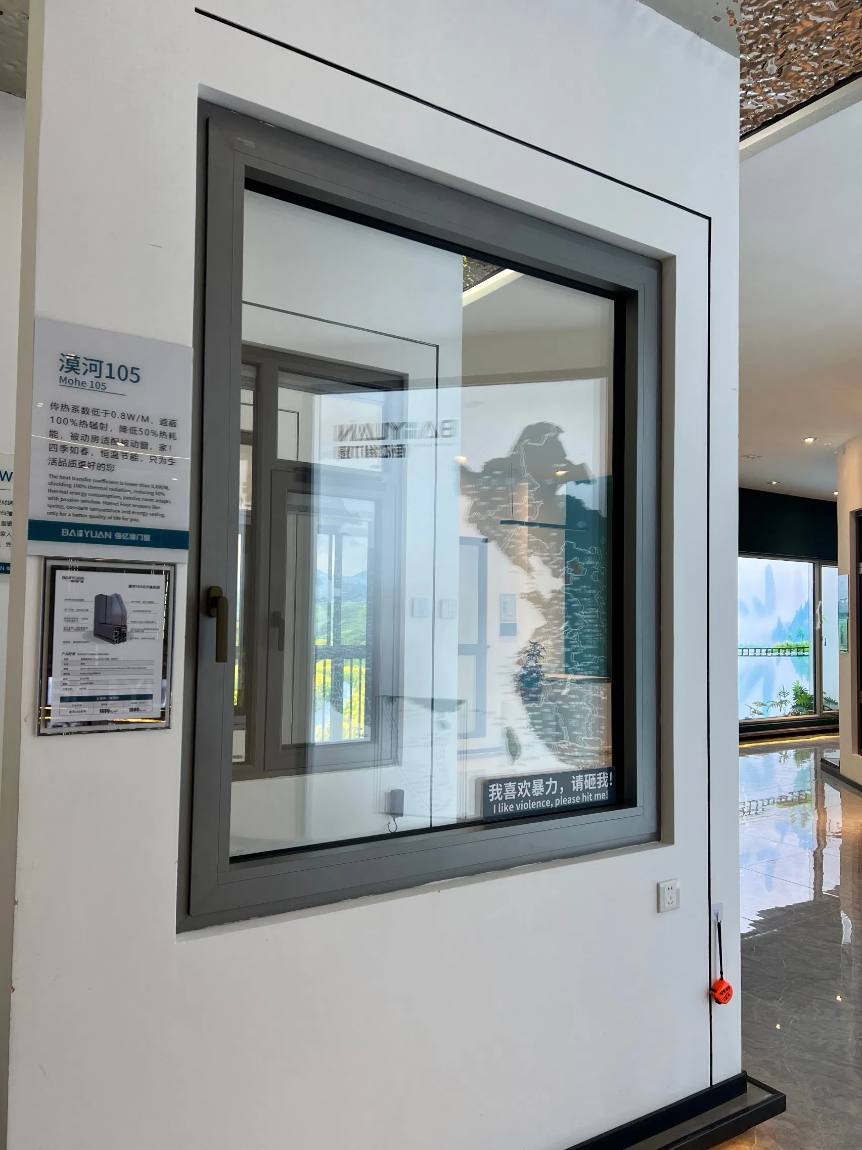 Diseño de ventana deslizante residencial de alta seguridad resistente a huracanes con persiana exterior antirrobo