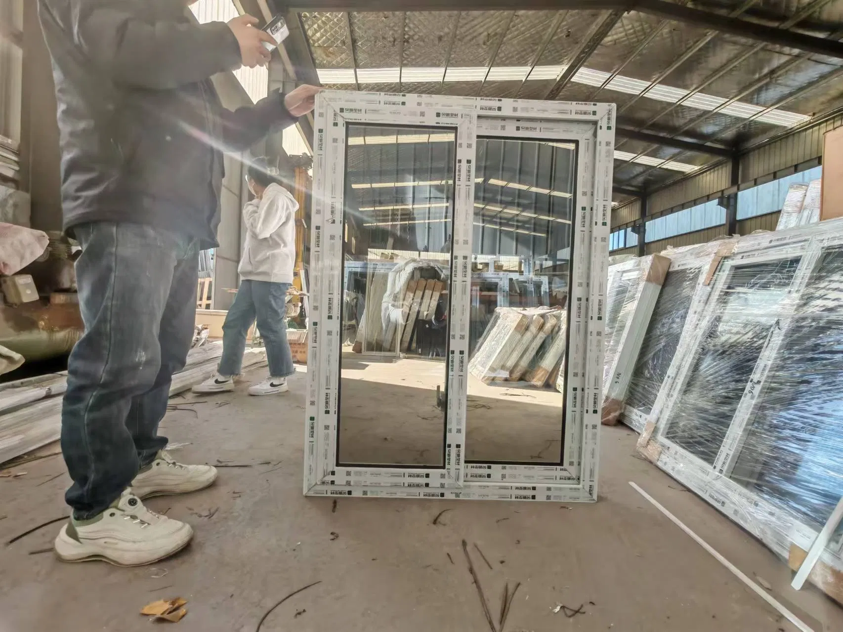Ventanas deslizantes de vinilo PVC laminado a prueba de sonido, a prueba de viento y resistentes a huracanes económicas