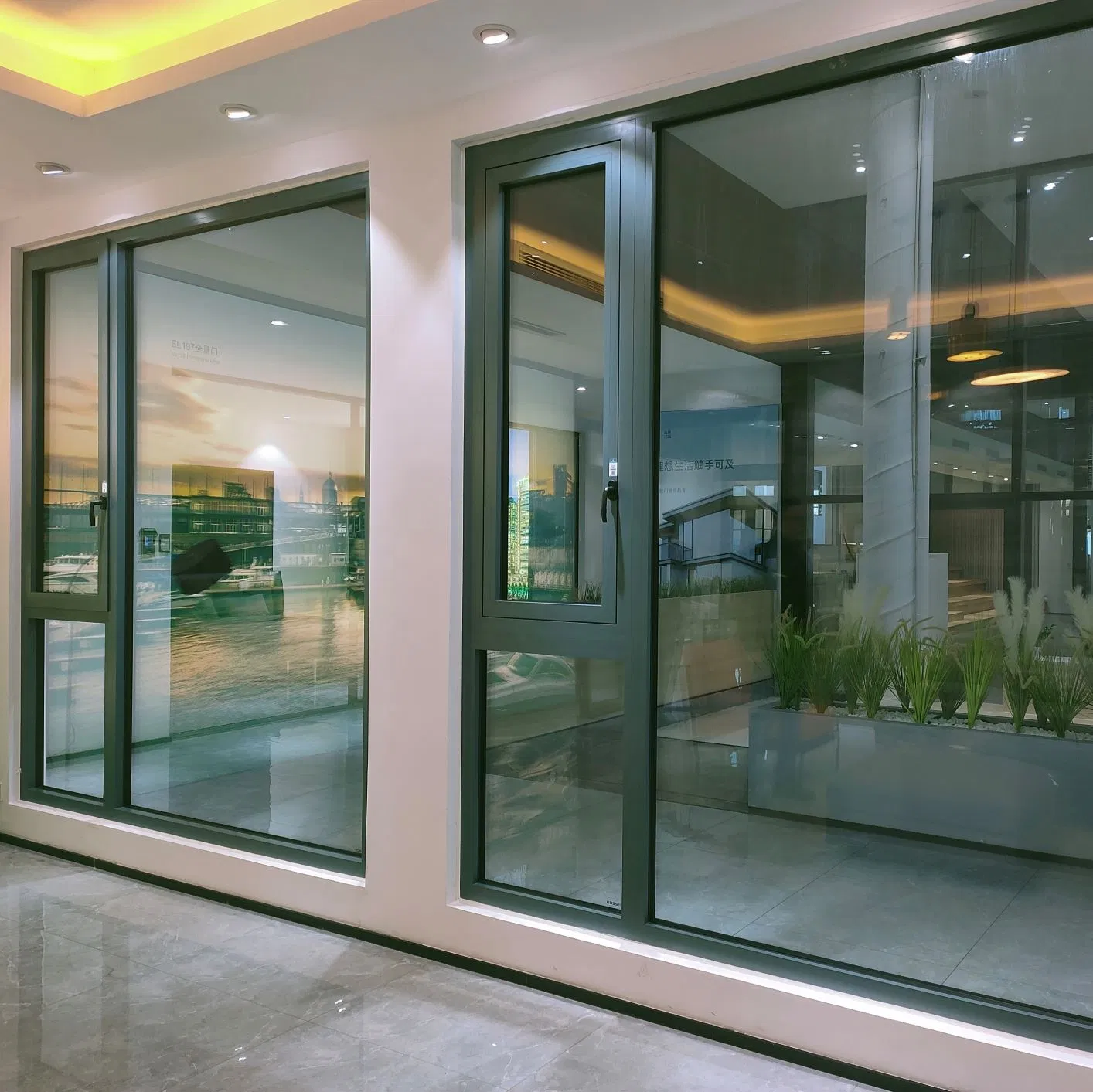 Ventana y puerta oscilante de aluminio residencial de doble acristalamiento, metal UPVC, toldo, ventana de casement, ventana deslizante de vidrio