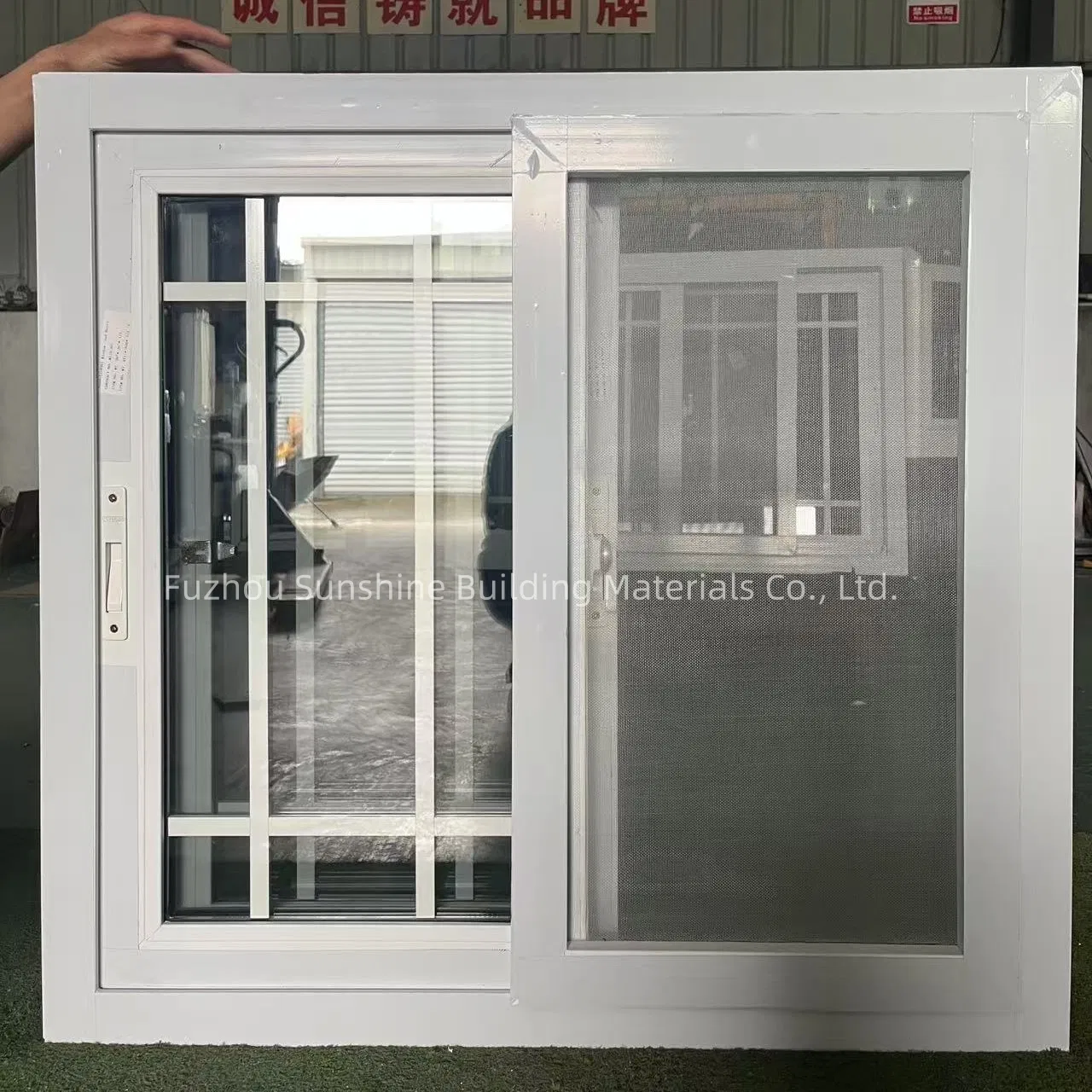 Ventanas deslizantes de baño de perfil de PVC UPVC resistentes al impacto y huracanes
