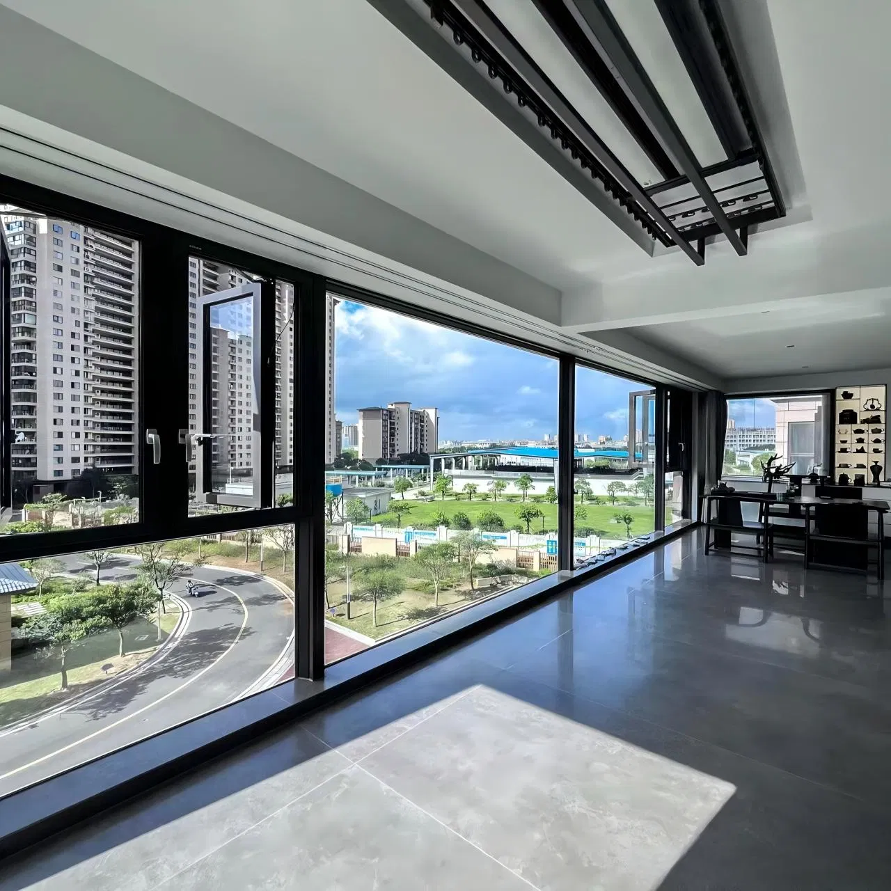 Ventana deslizante de aluminio térmico estable y pequeña prueba para edificios residenciales de gran altura
