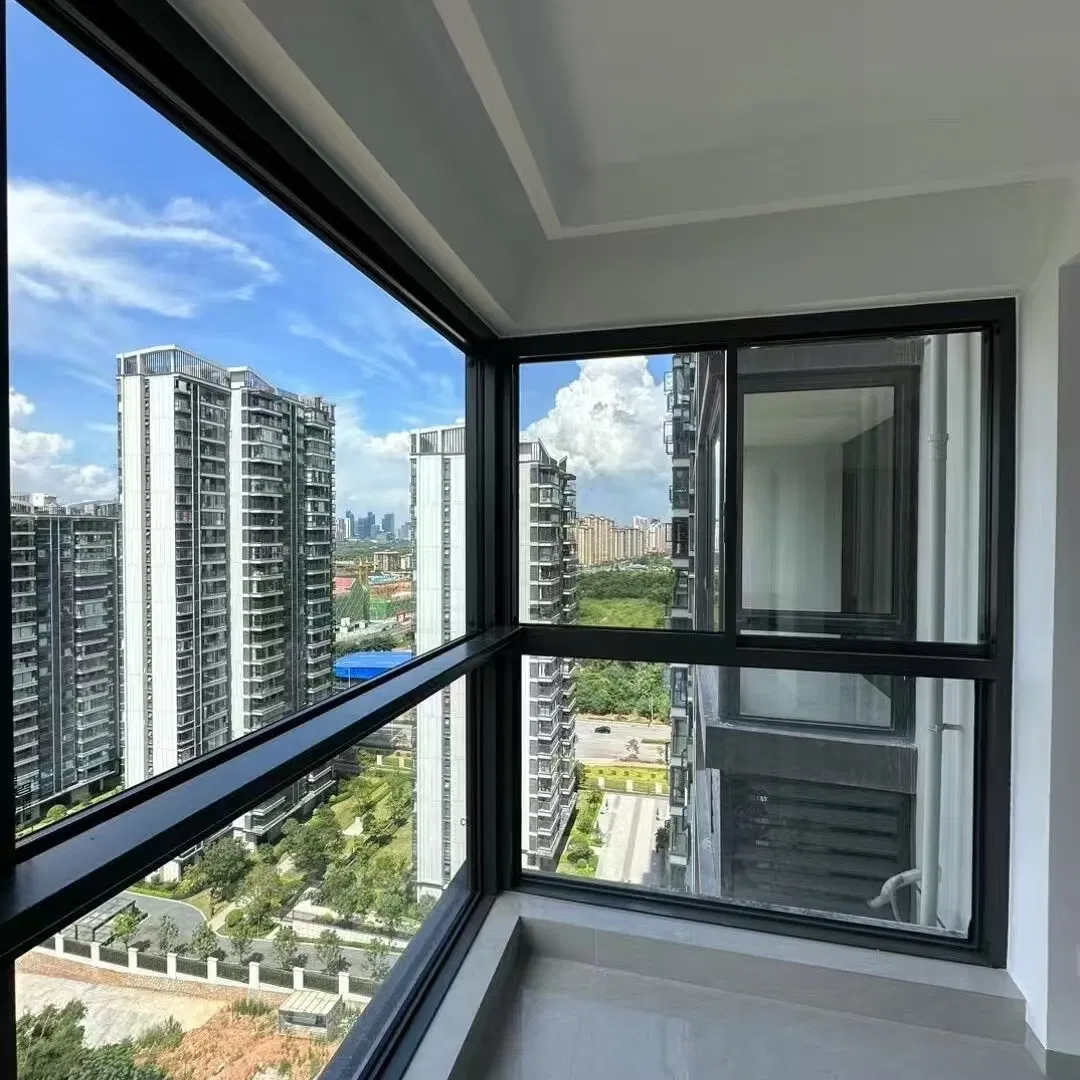 Ventana deslizante de aluminio para cerramiento de balcón con aislamiento acústico y térmico
