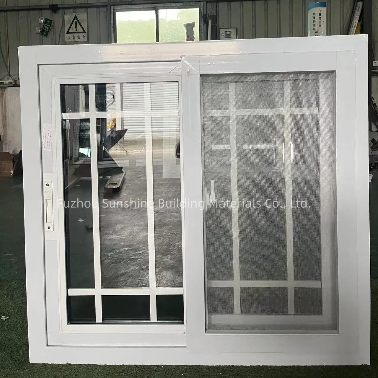 Ventanas deslizantes de baño de perfil de PVC UPVC resistentes al impacto y huracanes