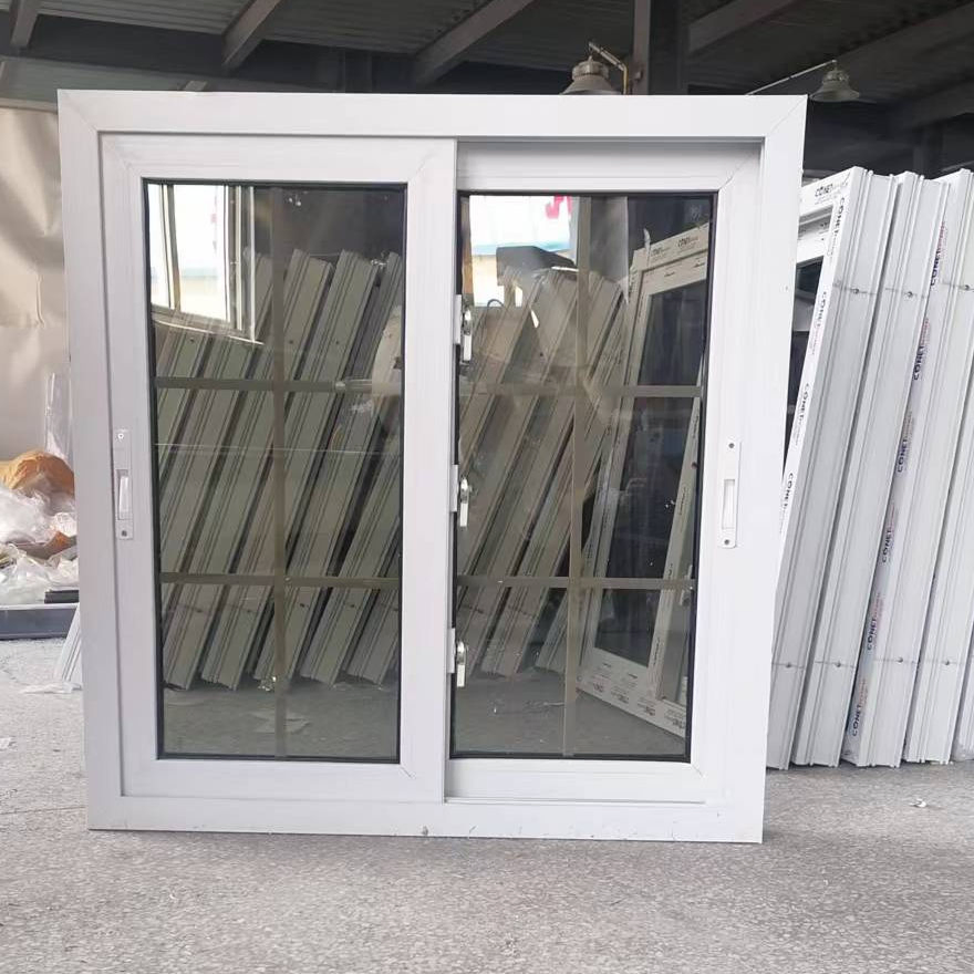 Ventana deslizante de PVC laminada doble de estilo colonial, resistente a huracanes