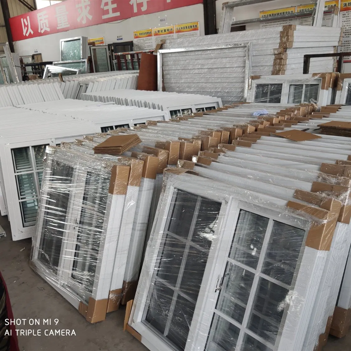 Ventanas deslizantes de casa de diseño de rejilla de doble acristalamiento de PVC blanco con mosquitera