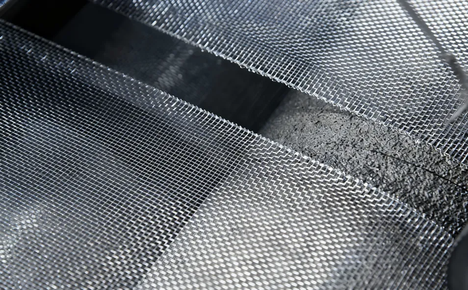 Detalle de malla de aluminio