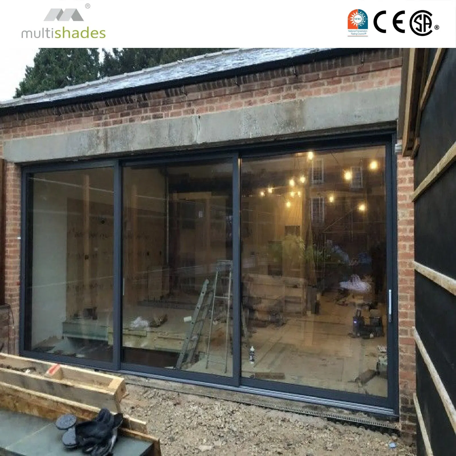 Ventana deslizante de aluminio americano Multishades con revestimiento de madera personalizado, grano impermeable y doble acristalamiento