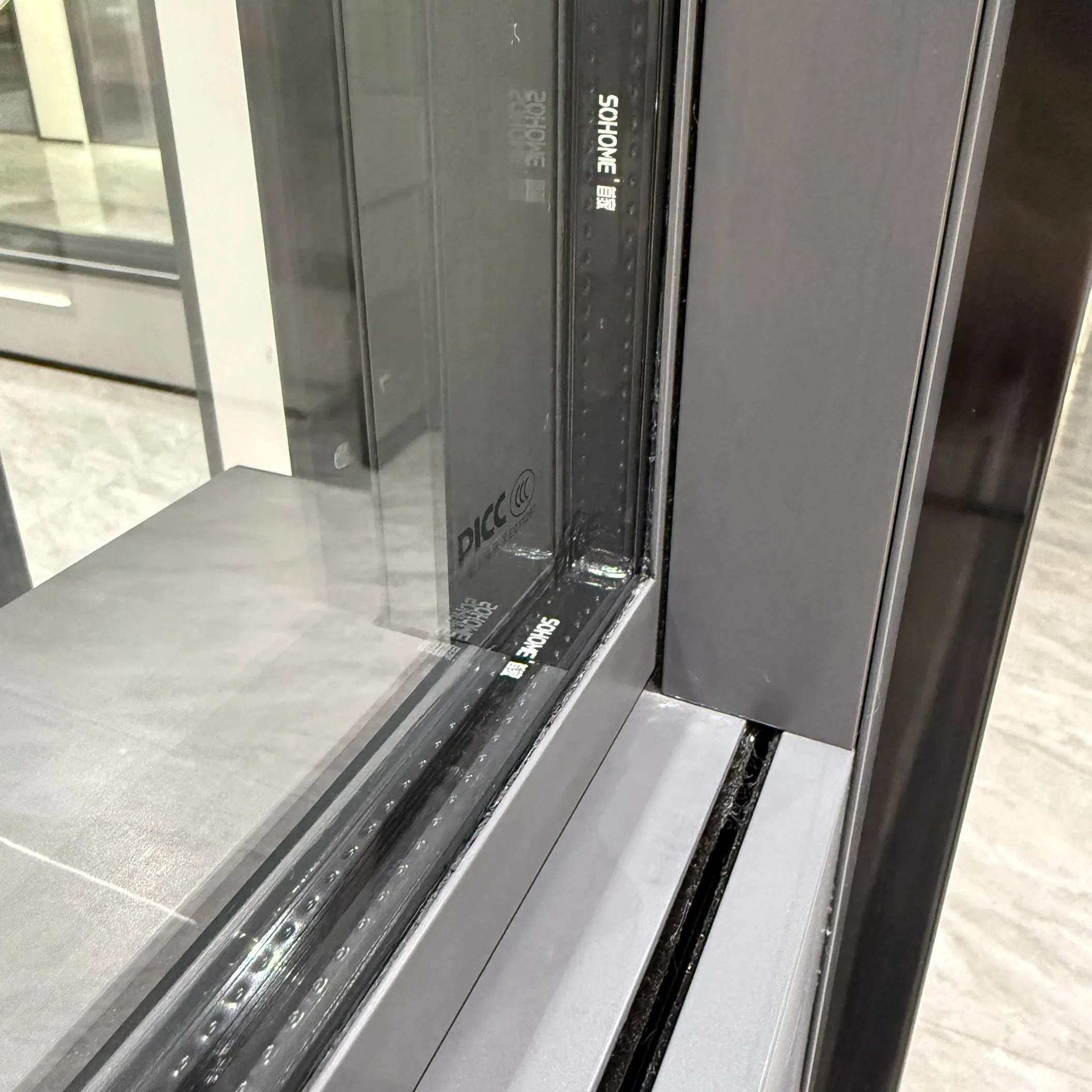 Ventana deslizante horizontal de aluminio moderna para uso en el hogar