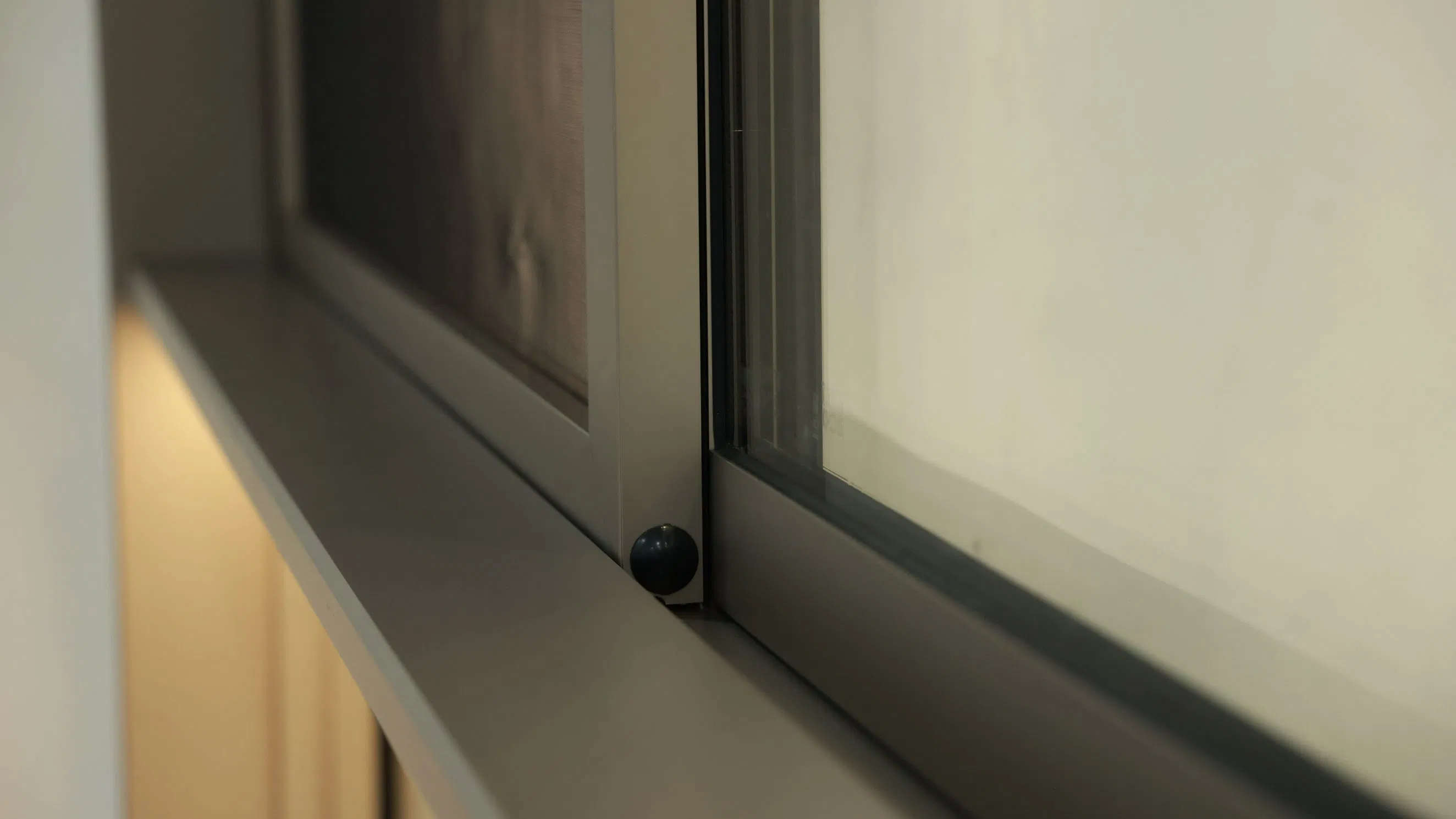 Mejor ventana deslizante de seguridad antirrobo popular con mosquitera para áreas de insectos