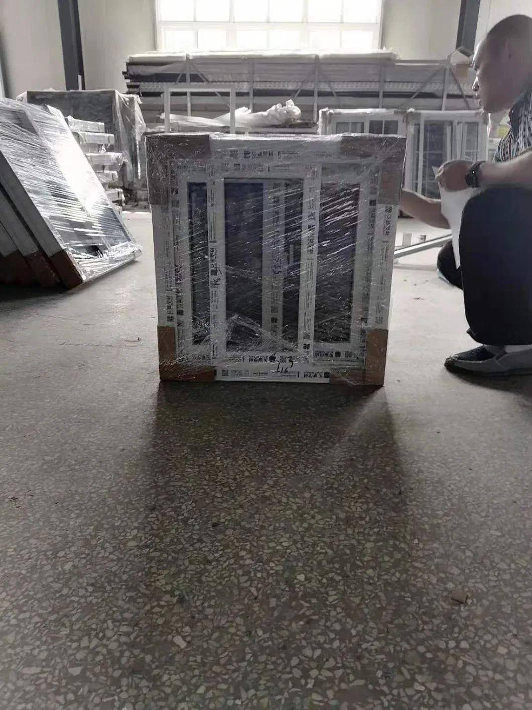 Instalación de ventana de PVC deslizante