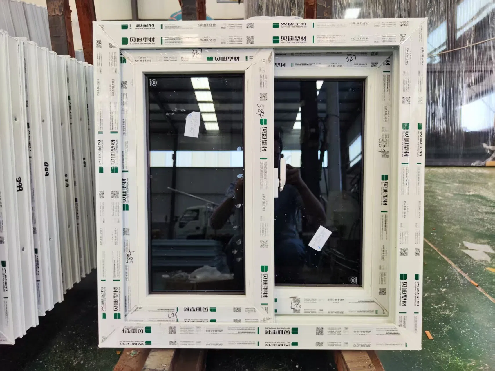 Venta Directa de Fábrica Ventanas Deslizantes de UPVC PVC con Vidrio de Impacto Huracanado para Bahamas