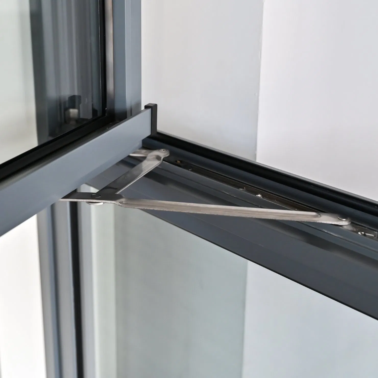 Ventanas deslizantes de aluminio duraderas, impermeables y energéticamente eficientes para uso comercial y doméstico
